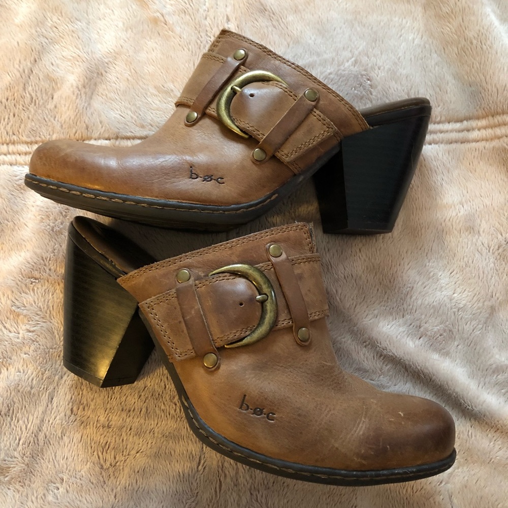 BORN b.o.c. Concepts Tan Mules